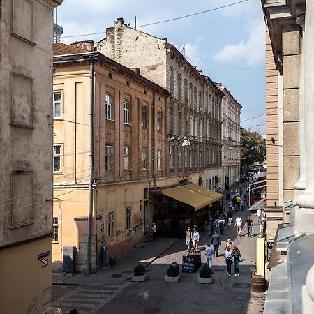 Park Plus Apart Lviv Exterior photo